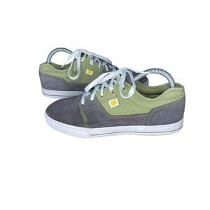 DC Tonik Sneakers Youth Size 6